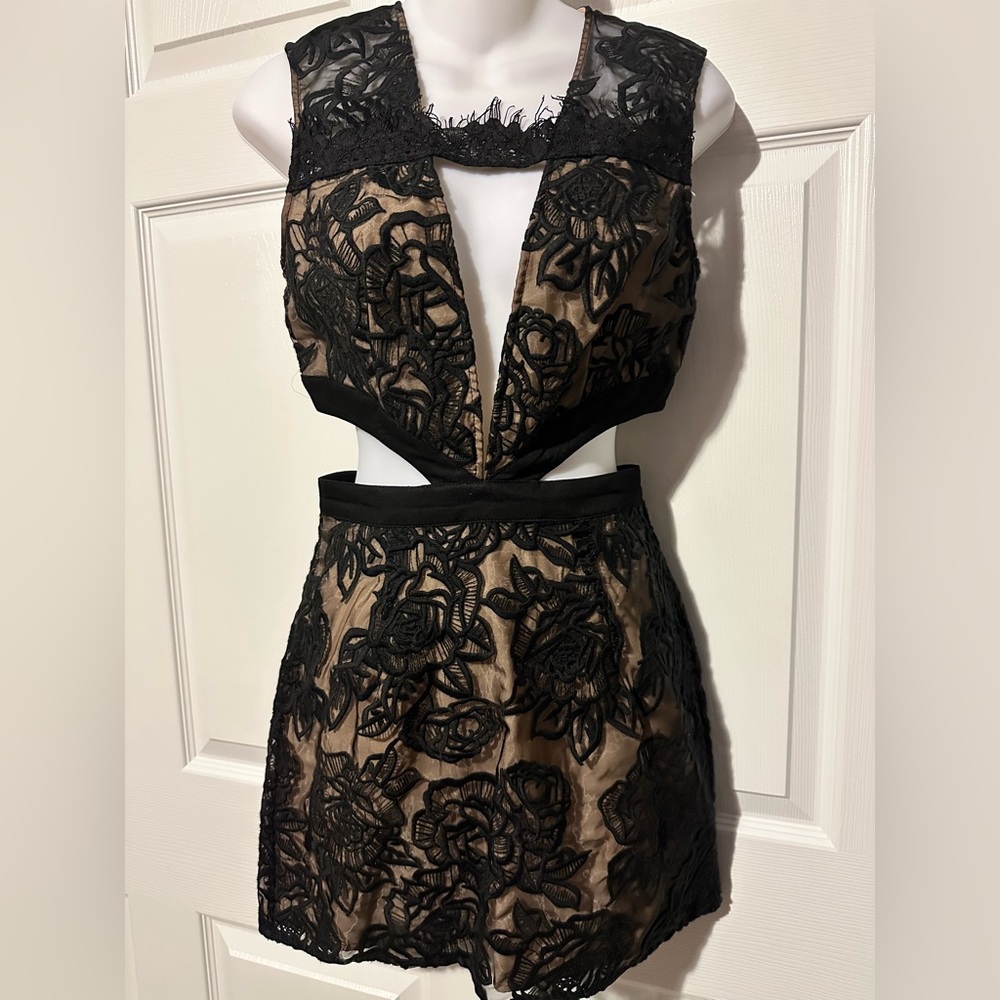 Stylestalker S  Black nude Lace cut out dress sheer back V
